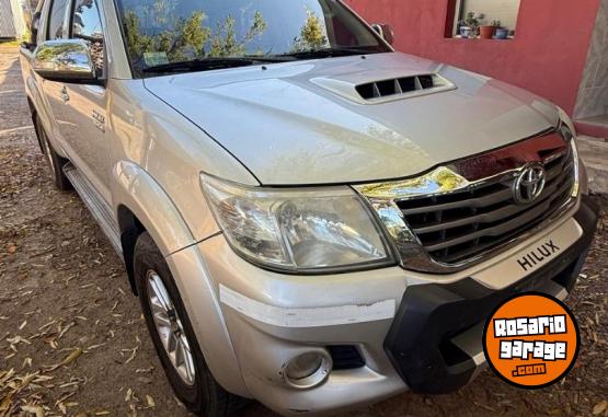 Camionetas - Toyota HILUX SRV 2013 Diesel 319000Km - En Venta