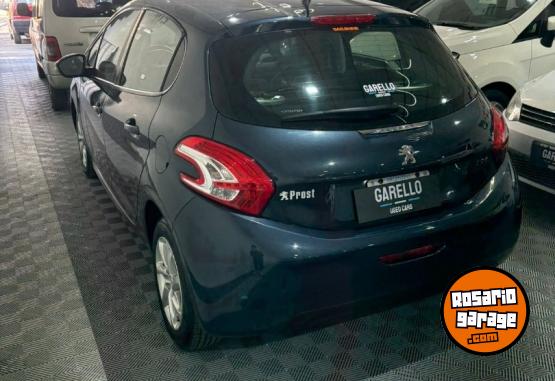 Autos - Peugeot 208 Allure 2014 Nafta 103000Km - En Venta
