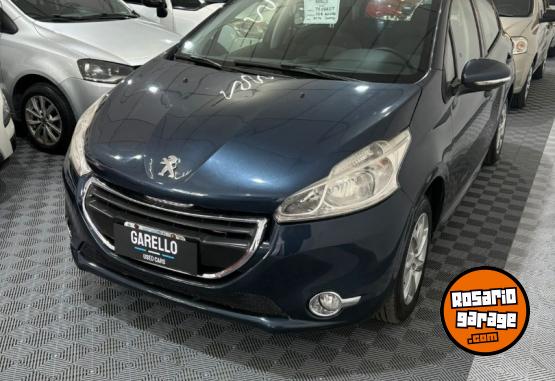 Autos - Peugeot 208 Allure 2014 Nafta 103000Km - En Venta