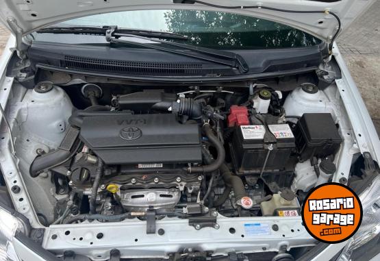 Autos - Toyota Etios 1.5 x sedan 4 ptas 2022 Nafta 62000Km - En Venta