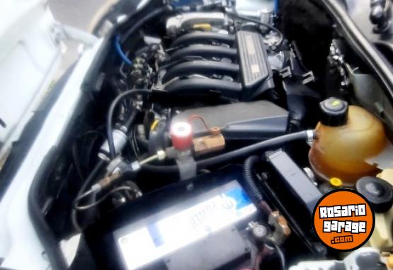 Utilitarios - Renault Kangoo 2013 GNC 180000Km - En Venta