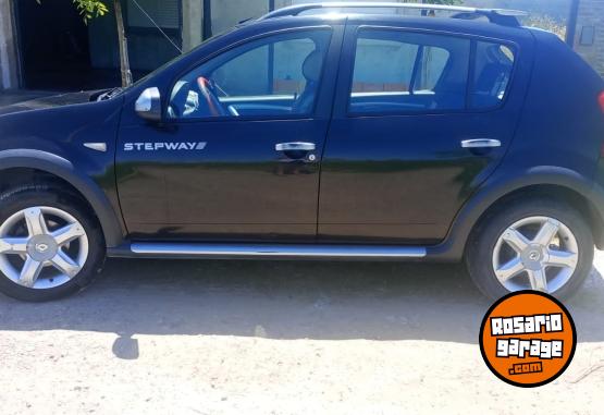 Autos - Renault Sandero stepway 2011 Nafta 122874Km - En Venta