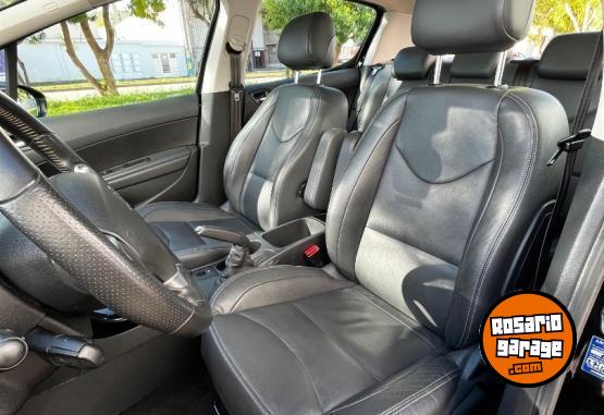 Autos - Peugeot 308 Feline 2017 Nafta 88000Km - En Venta