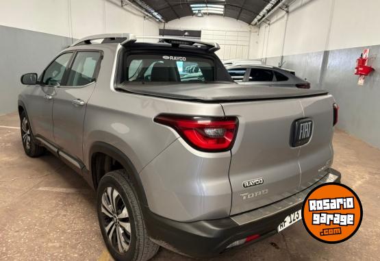 Camionetas - Fiat Toro Volcano 2.0 2022 Diesel 101000Km - En Venta