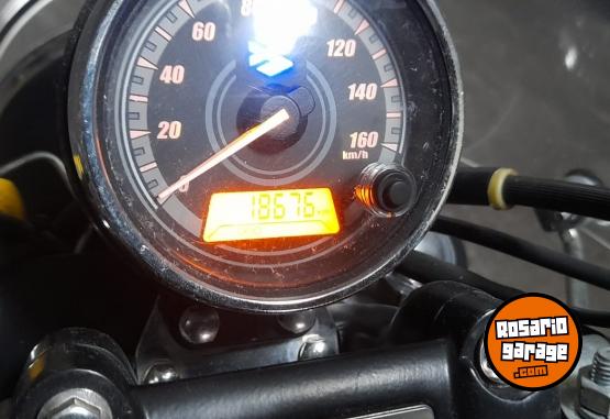 Motos - Bajaj Avenger 220 Street 2017 Nafta 18700Km - En Venta