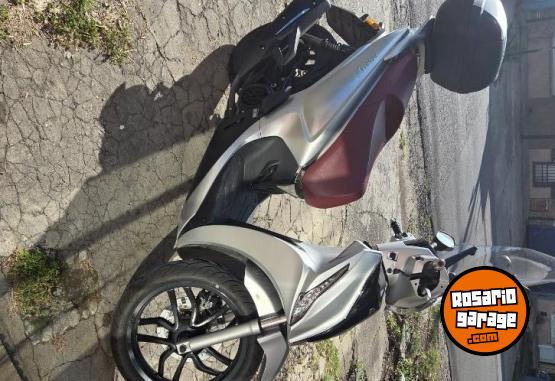Motos - Kymco 150 people 2025 Nafta 4000Km - En Venta