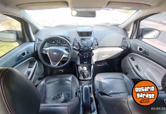 Autos - Ford ECOSPORT TITANIUM 2016 Nafta 111111Km - En Venta