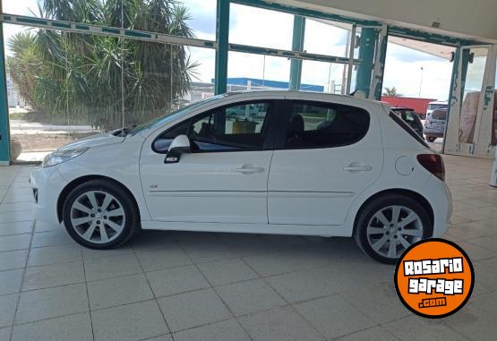 Autos - Peugeot 207 GTI 5 puertas 2011 Nafta 109000Km - En Venta