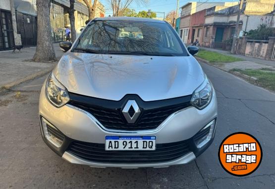 Autos - Renault CAPTUR 2.0 ZEN 2019 Nafta  - En Venta