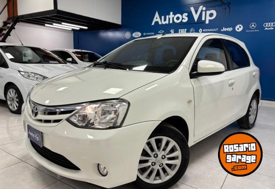 Autos - Toyota ETIOS XLS 1.5 2013 Nafta 91700Km - En Venta