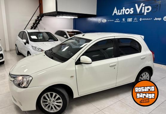 Autos - Toyota ETIOS XLS 1.5 2013 Nafta 91700Km - En Venta