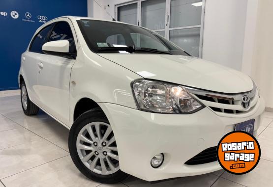 Autos - Toyota ETIOS XLS 1.5 2013 Nafta 91700Km - En Venta