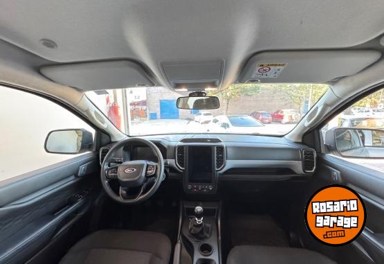 Camionetas - Ford Ranger XL 2023 Diesel 31000Km - En Venta
