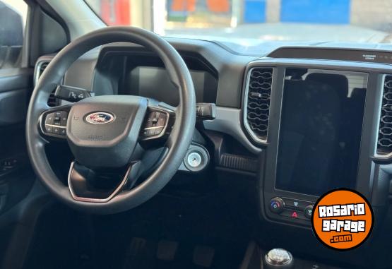 Camionetas - Ford Ranger XL 2023 Diesel 31000Km - En Venta