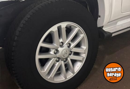 Camionetas - Toyota srv 4x2 2014 Diesel 170000Km - En Venta