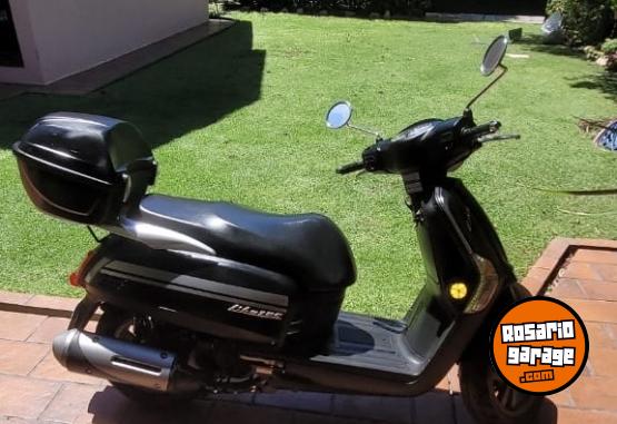 Motos - Kymco Like 2024 Nafta 4000Km - En Venta