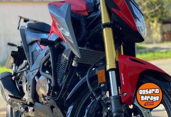 Motos - Honda Twister 300 2023 Nafta 9000Km - En Venta