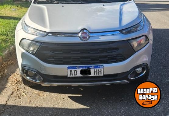 Camionetas - Fiat Toro Freedom 4x4 AT9 2018 Diesel 204000Km - En Venta