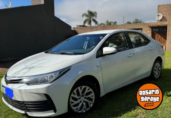 Autos - Toyota Corolla 2018 Nafta 210000Km - En Venta