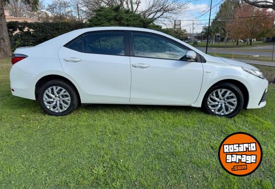 Autos - Toyota Corolla 2018 Nafta 210000Km - En Venta