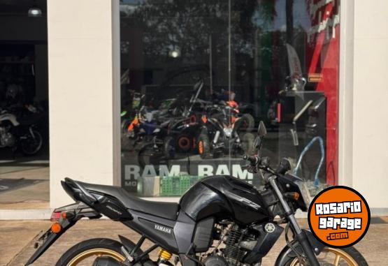 Motos - Yamaha FZ16 2013 Nafta 21000Km - En Venta