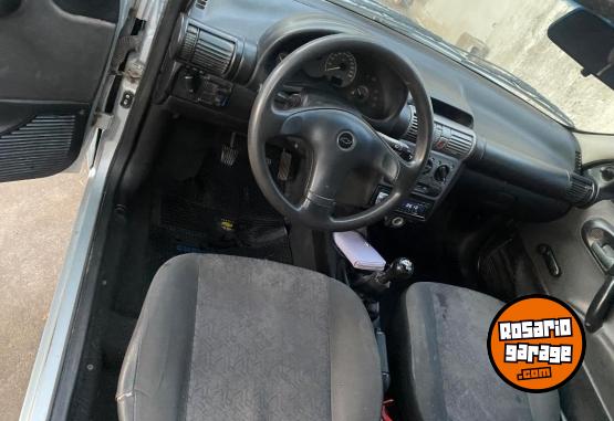 Autos - Chevrolet Corsa 2006 GNC 280000Km - En Venta