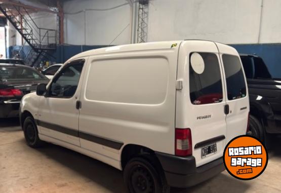 Utilitarios - Peugeot Parnert 2014 Diesel 140000Km - En Venta