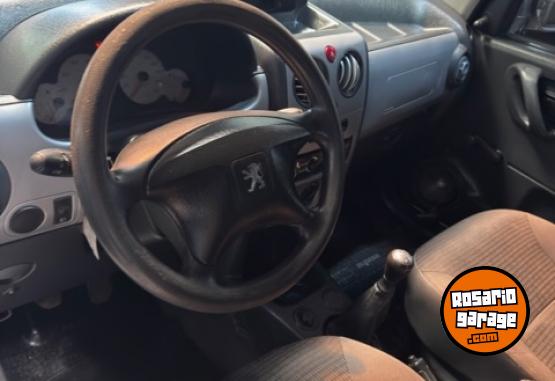 Utilitarios - Peugeot Parnert 2014 Diesel 140000Km - En Venta