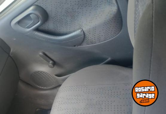 Autos - Chevrolet Corsa 2 2010 GNC 250000Km - En Venta