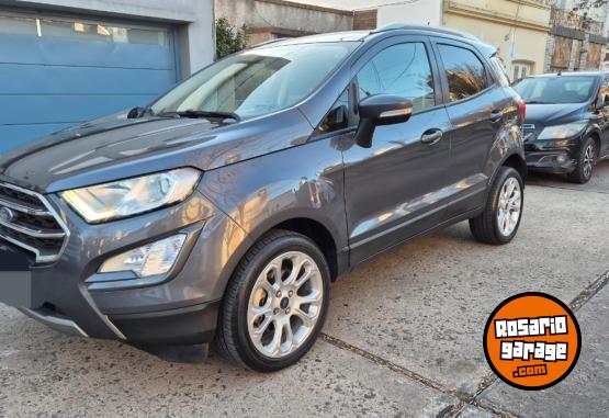 Autos - Ford EcoSport titanium 2022 Nafta 60000Km - En Venta