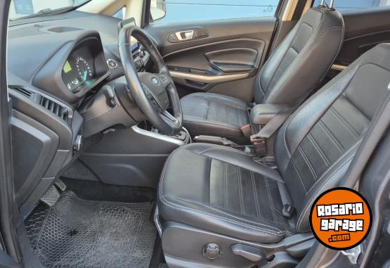 Autos - Ford EcoSport titanium 2022 Nafta 60000Km - En Venta