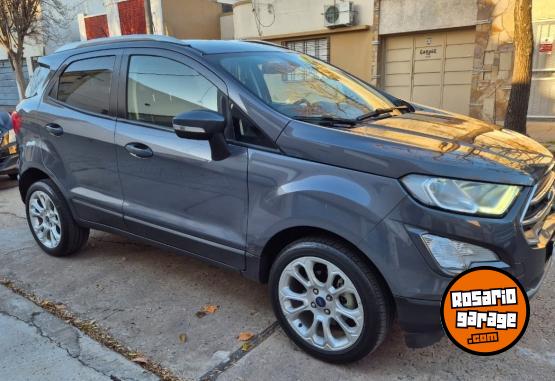 Autos - Ford EcoSport titanium 2022 Nafta 60000Km - En Venta