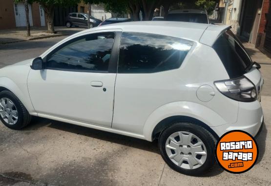 Autos - Ford Ka Viral 2012 Nafta 151000Km - En Venta