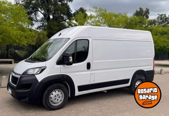 Utilitarios - Peugeot BOXER PREMIUM 2.2 HDI 2022 Diesel 66000Km - En Venta