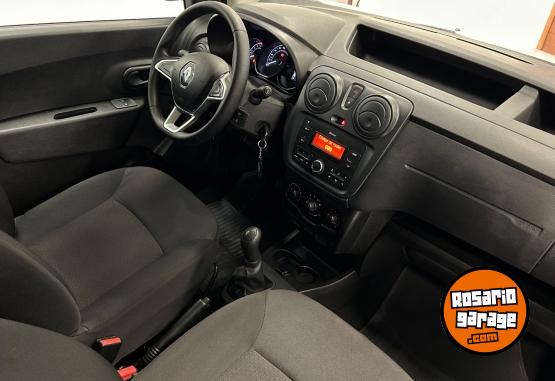 Utilitarios - Renault KANGOO - FURGN 2021 Nafta 101000Km - En Venta