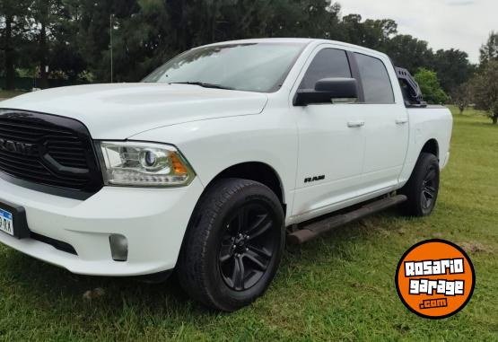 Camionetas - RAM RAM 1500 night edition 2023 Nafta 49000Km - En Venta