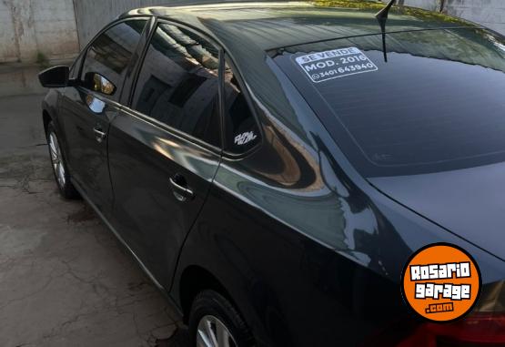 Autos - Volkswagen Polo 2016 Nafta 215000Km - En Venta