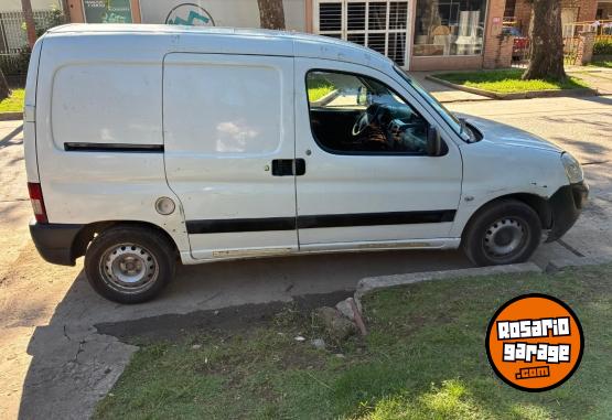 Utilitarios - Citroen Berlingo 2015 Diesel 182000Km - En Venta