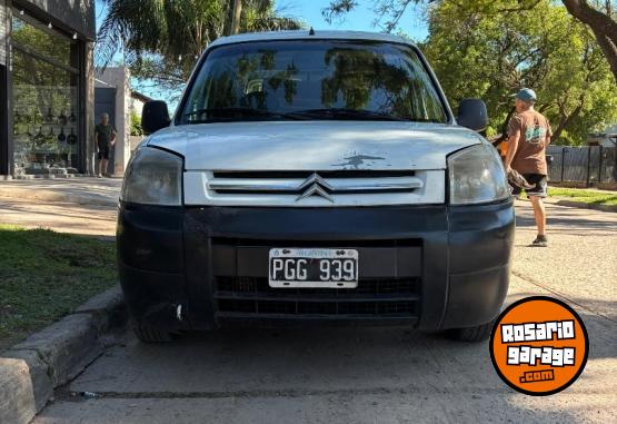 Utilitarios - Citroen Berlingo 2015 Diesel 182000Km - En Venta