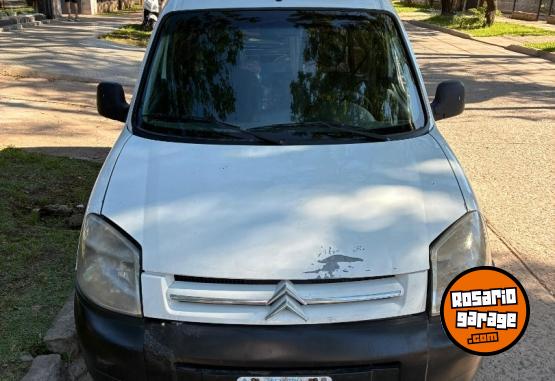 Utilitarios - Citroen Berlingo 2015 Diesel 182000Km - En Venta