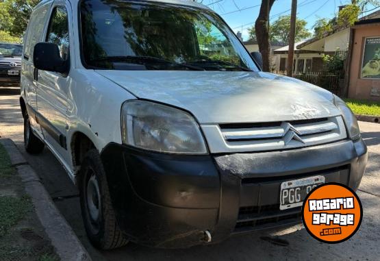 Utilitarios - Citroen Berlingo 2015 Diesel 182000Km - En Venta