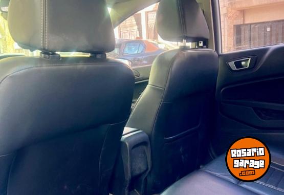 Autos - Ford FIESTA KINETIC DESING TIT 2014 Nafta 95000Km - En Venta