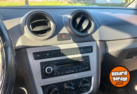 Autos - Volkswagen VOYAGE 1.6 2014 Nafta 153000Km - En Venta