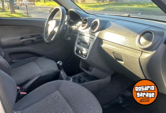 Autos - Volkswagen VOYAGE 1.6 2014 Nafta 153000Km - En Venta