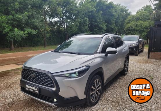 Camionetas - Toyota COROLLA CROSS SEG 2022 Nafta 110000Km - En Venta