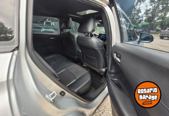 Camionetas - Toyota COROLLA CROSS SEG 2022 Nafta 110000Km - En Venta