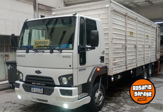 Camiones y Gras - Vendo Ford cargo 1119. Primera mano!! - En Venta