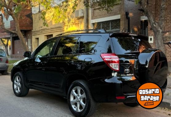 Autos - Toyota Rav4 2.4 4x4 At 2011 Nafta 215000Km - En Venta