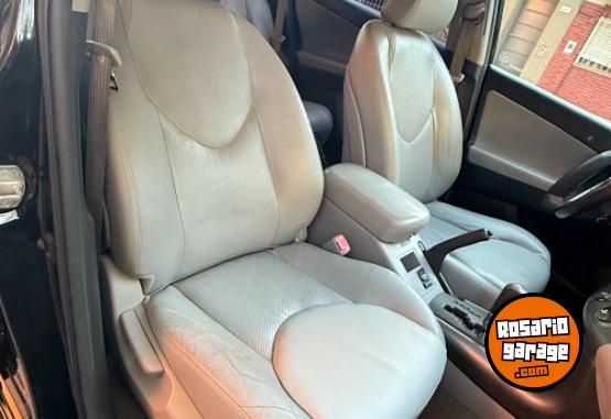Autos - Toyota Rav4 2.4 4x4 At 2011 Nafta 215000Km - En Venta