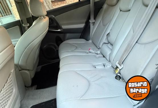 Autos - Toyota Rav4 2.4 4x4 At 2011 Nafta 215000Km - En Venta